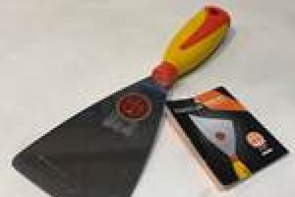 Кельма из нержавеющей стали трапецевидная с закругленными углами с прорезиненной ручкой